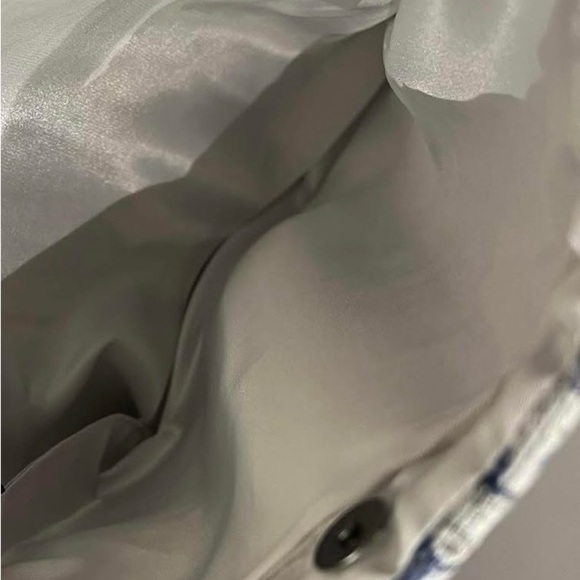 Textured Blue and Black Tote Bag - Picture 4 of 5